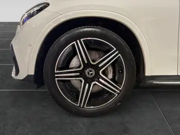 MERCEDES-BENZ GLC 220 d 4M AMG PREM NIGHT 360  PRE-S…