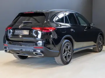 MERCEDES-BENZ GLC 200  AMG Night Pano Digital Memory…