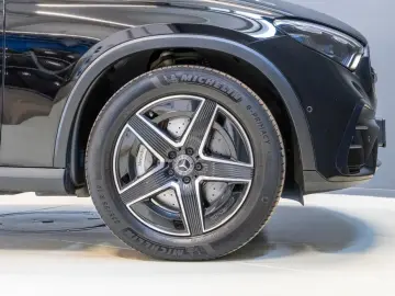 MERCEDES-BENZ GLC 200  AMG Night Pano Digital Memory…