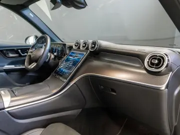 MERCEDES-BENZ GLC 200  AMG Night Pano Digital Memory…