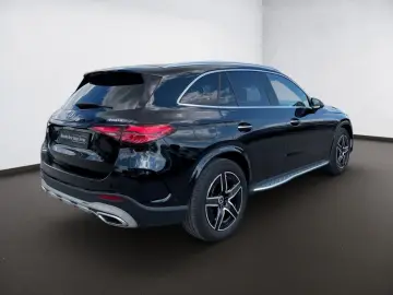 MERCEDES-BENZ GLC 300 d 4M AMG AHK DigL Stdhzg 360 TrBr FAP