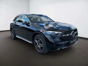 MERCEDES-BENZ GLC 300 d 4M AMG AHK DigL Stdhzg 360 TrBr FAP