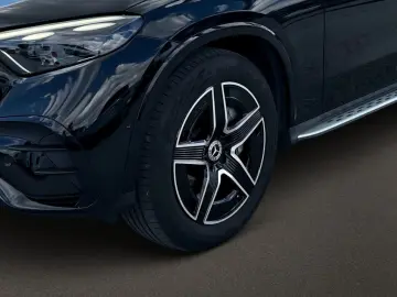 MERCEDES-BENZ GLC 300 d 4M AMG AHK DigL Stdhzg 360 TrBr FAP