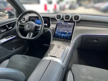 MERCEDES-BENZ GLC 300 d 4M AMG AHK DigL Stdhzg 360 TrBr FAP