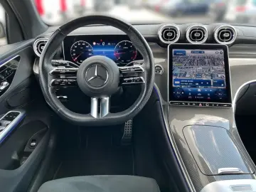 MERCEDES-BENZ GLC 300 d 4M AMG AHK DigL Stdhzg 360 TrBr FAP