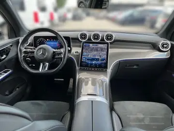 MERCEDES-BENZ GLC 300 d 4M AMG AHK DigL Stdhzg 360 TrBr FAP