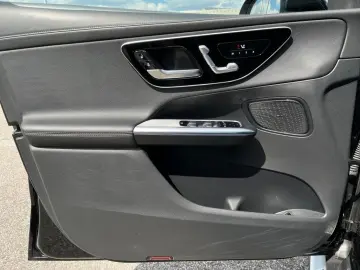 MERCEDES-BENZ GLC 300 d 4M AMG AHK DigL Stdhzg 360 TrBr FAP