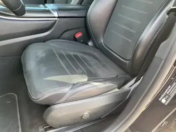 MERCEDES-BENZ GLC 300 d 4M AMG AHK DigL Stdhzg 360 TrBr FAP