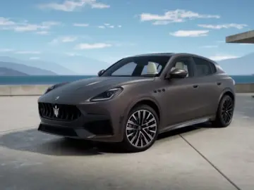 Maserati Grecale Trofeo V6 NEW MY27 MATTLACK   PREMIUM LE