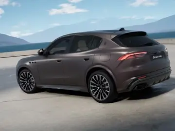 Maserati Grecale Trofeo V6 NEW MY27 MATTLACK   PREMIUM LE