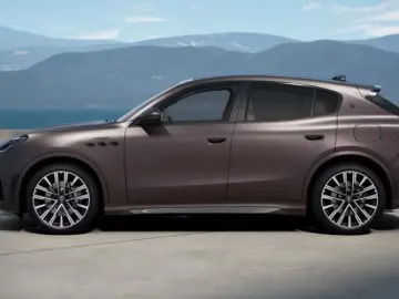 Maserati Grecale Trofeo V6 NEW MY27 MATTLACK   PREMIUM LE