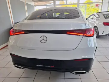 MERCEDES-BENZ GLC 220d AMG Coupe Pano Kamera Standh. AHK
