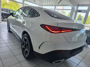 MERCEDES-BENZ GLC 220d AMG Coupe Pano Kamera Standh. AHK