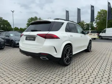 MERCEDES-BENZ GLE 400 d 4M AMG NIGHT AIRMATIC AHK PA…
