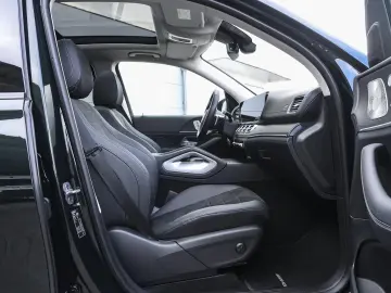 MERCEDES-BENZ GLE 450 d 4M AMG Night Distronic Pano …