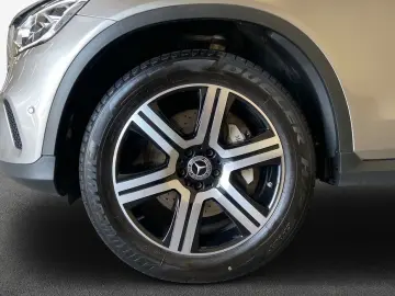 MERCEDES-BENZ GLC 200 4M Exclusive Night Wide Distro…