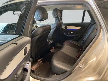 MERCEDES-BENZ GLC 200 4M Exclusive Night Wide Distro…