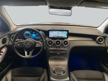 MERCEDES-BENZ GLC 200 4M Exclusive Night Wide Distro…