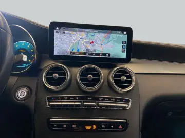 MERCEDES-BENZ GLC 200 4M Exclusive Night Wide Distro…