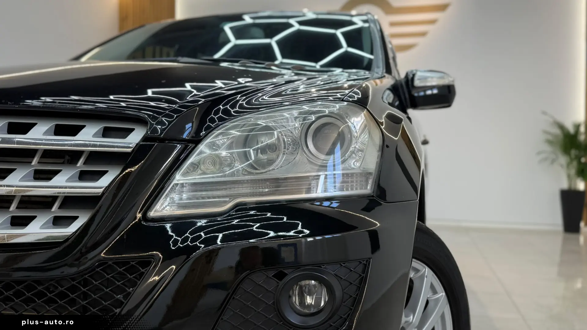 Mercedes-Benz ML 320