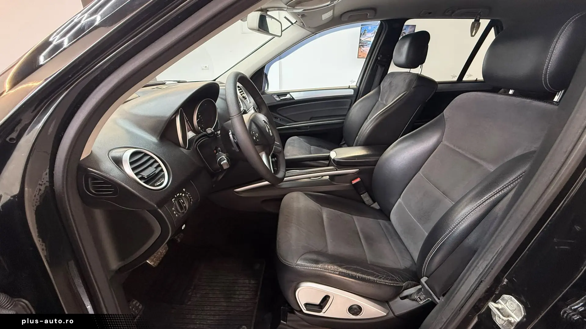 Mercedes-Benz ML 320