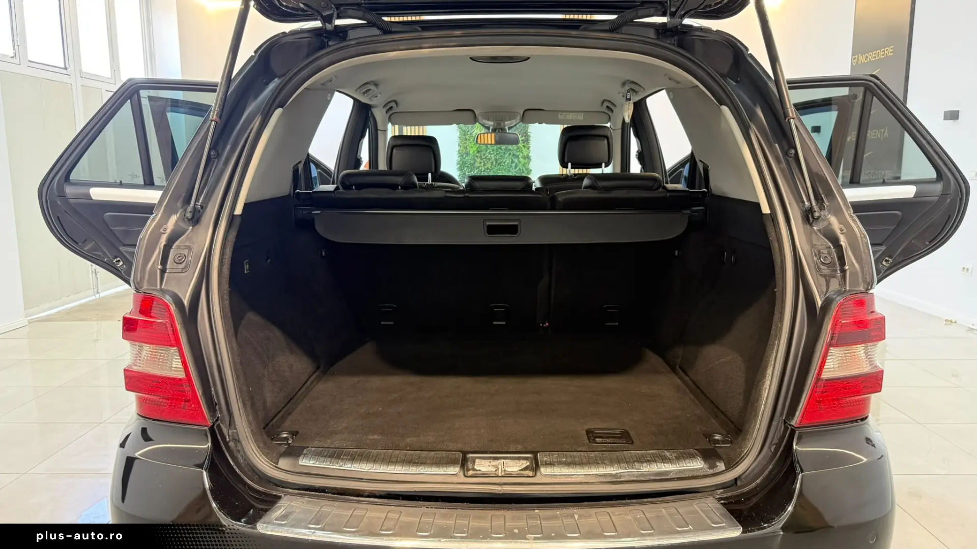 Mercedes-Benz ML 320