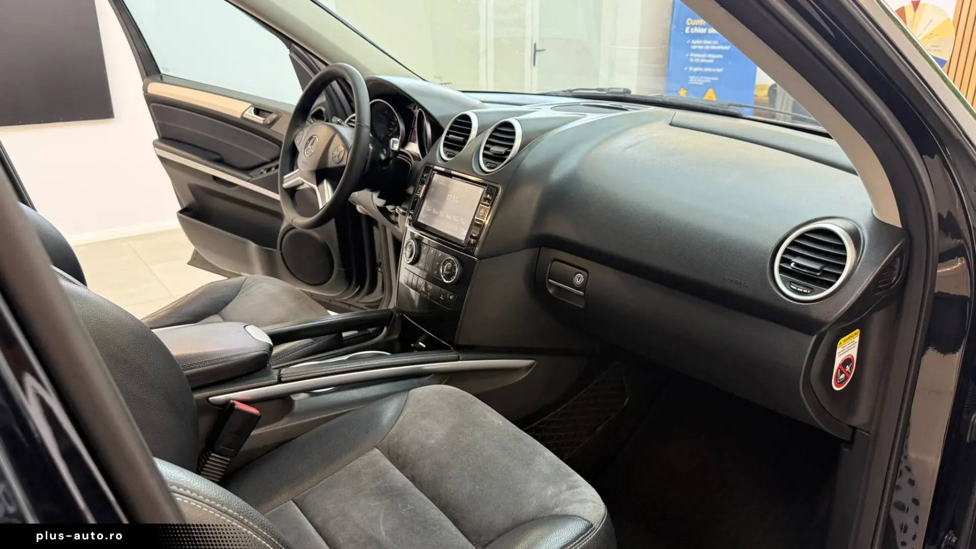 Mercedes-Benz ML 320