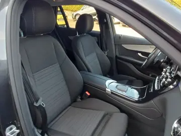 MERCEDES-BENZ GLC 300e 4Matic-Klimaaut-Navi-360 -18 …