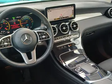MERCEDES-BENZ GLC 300e 4Matic-Klimaaut-Navi-360 -18 …