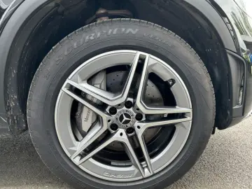 MERCEDES-BENZ GLC 300 e 4M AMG 19'' LED 36…