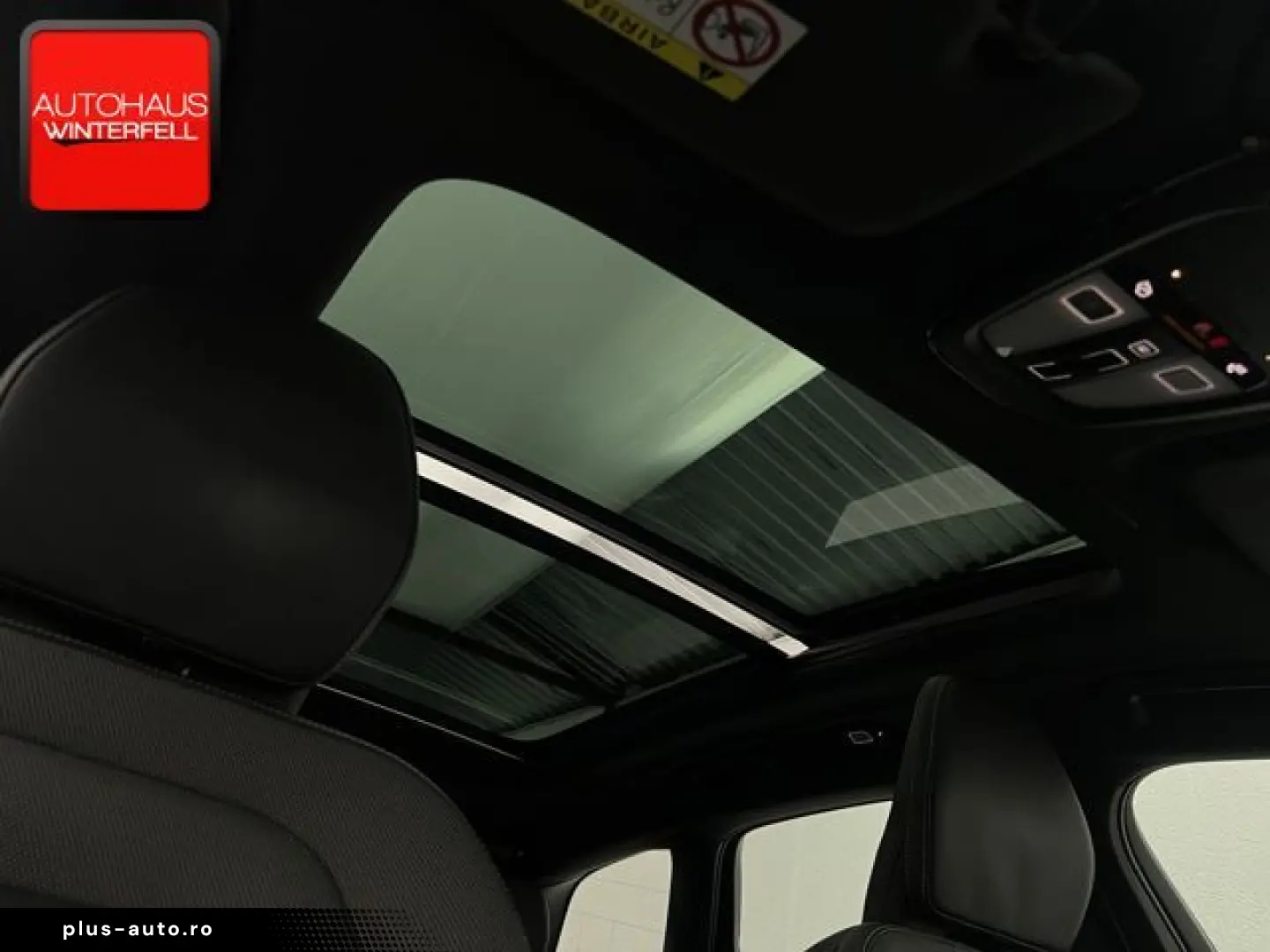 VOLVO XC60 B5 AWD PLUS DARK PANO GOOGLE MEMO KRISTALL