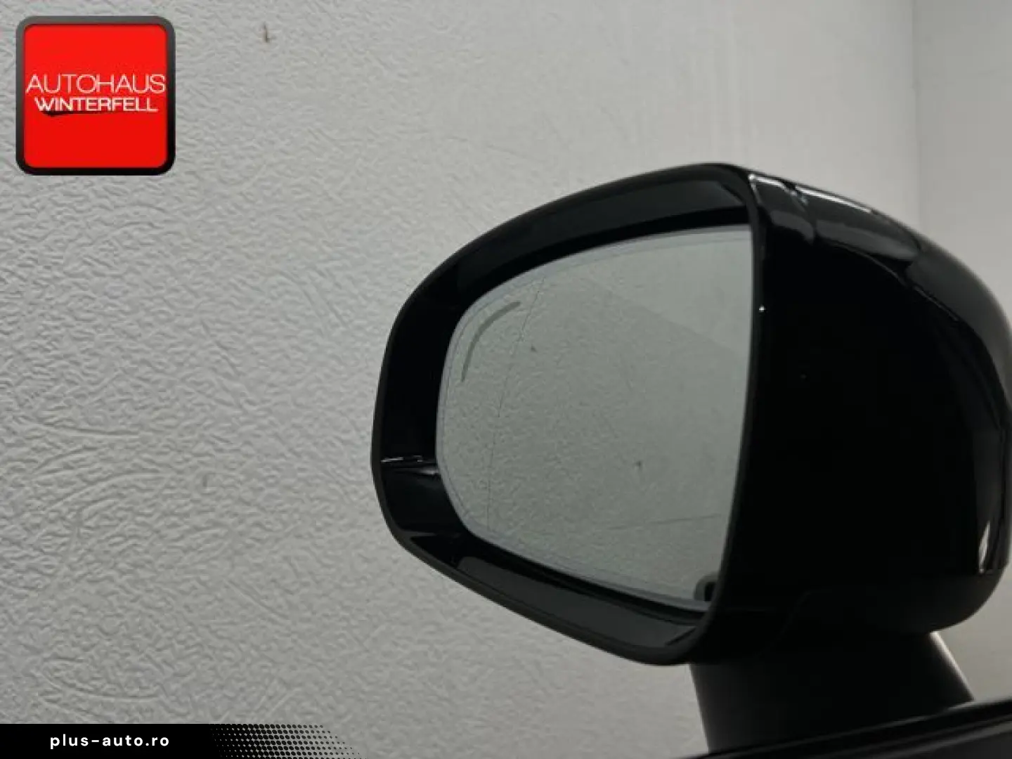 VOLVO XC60 B5 AWD PLUS DARK PANO GOOGLE MEMO KRISTALL