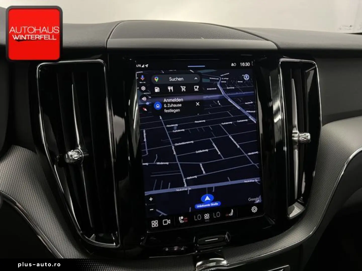 VOLVO XC60 B5 AWD PLUS DARK PANO GOOGLE MEMO KRISTALL