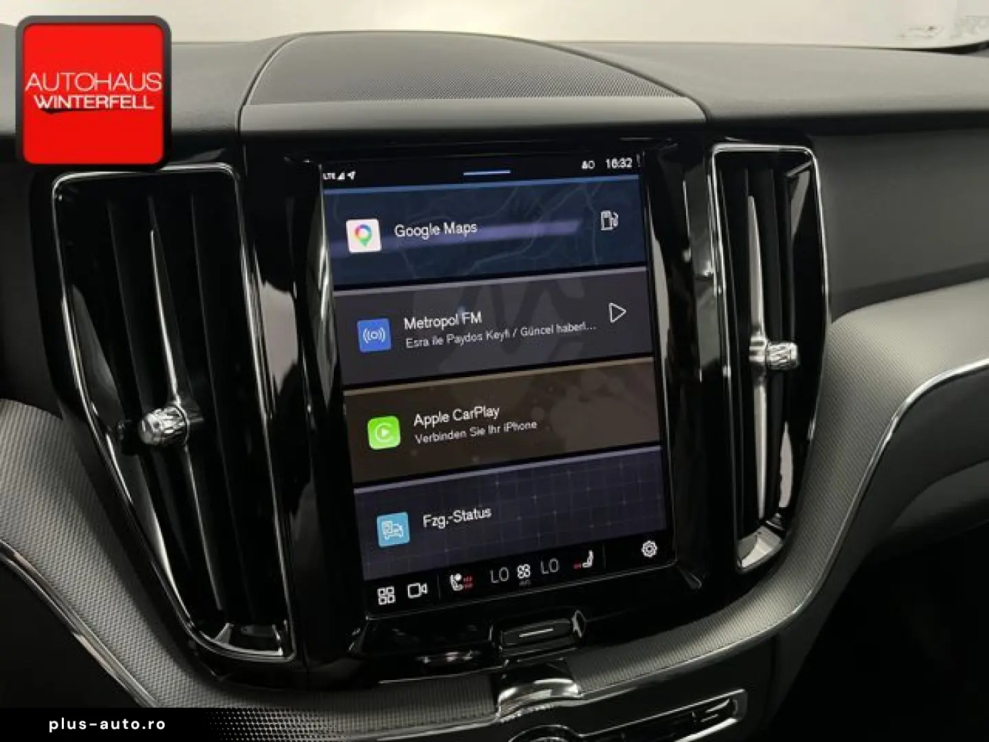 VOLVO XC60 B5 AWD PLUS DARK PANO GOOGLE MEMO KRISTALL