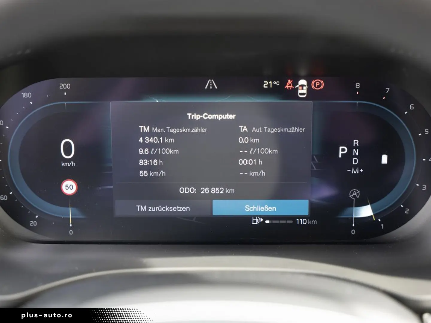 VOLVO XC60 B5 AWD Plus Dark FACEL. LED KAMERA H K PANO