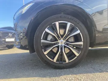 VOLVO XC60 B5 AWD Ultimate Dark 360  ACC H&K HUD LED