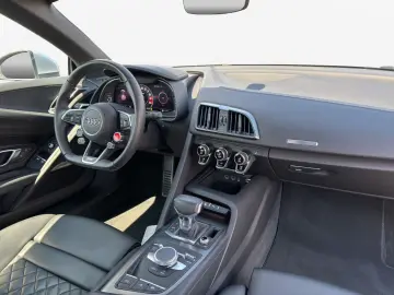 AUDI R8 Spyder V10 performance RWD S tronic
