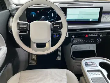 Hyundai IONIQ 9 UNIQ 110 kWh AWD (6 Locuri)