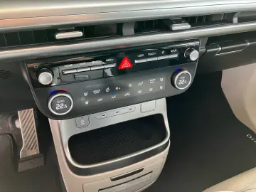Hyundai IONIQ 9 UNIQ 110 kWh AWD (6 Locuri)