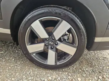 Hyundai Santa Fe PHEV 4WD Signature 360