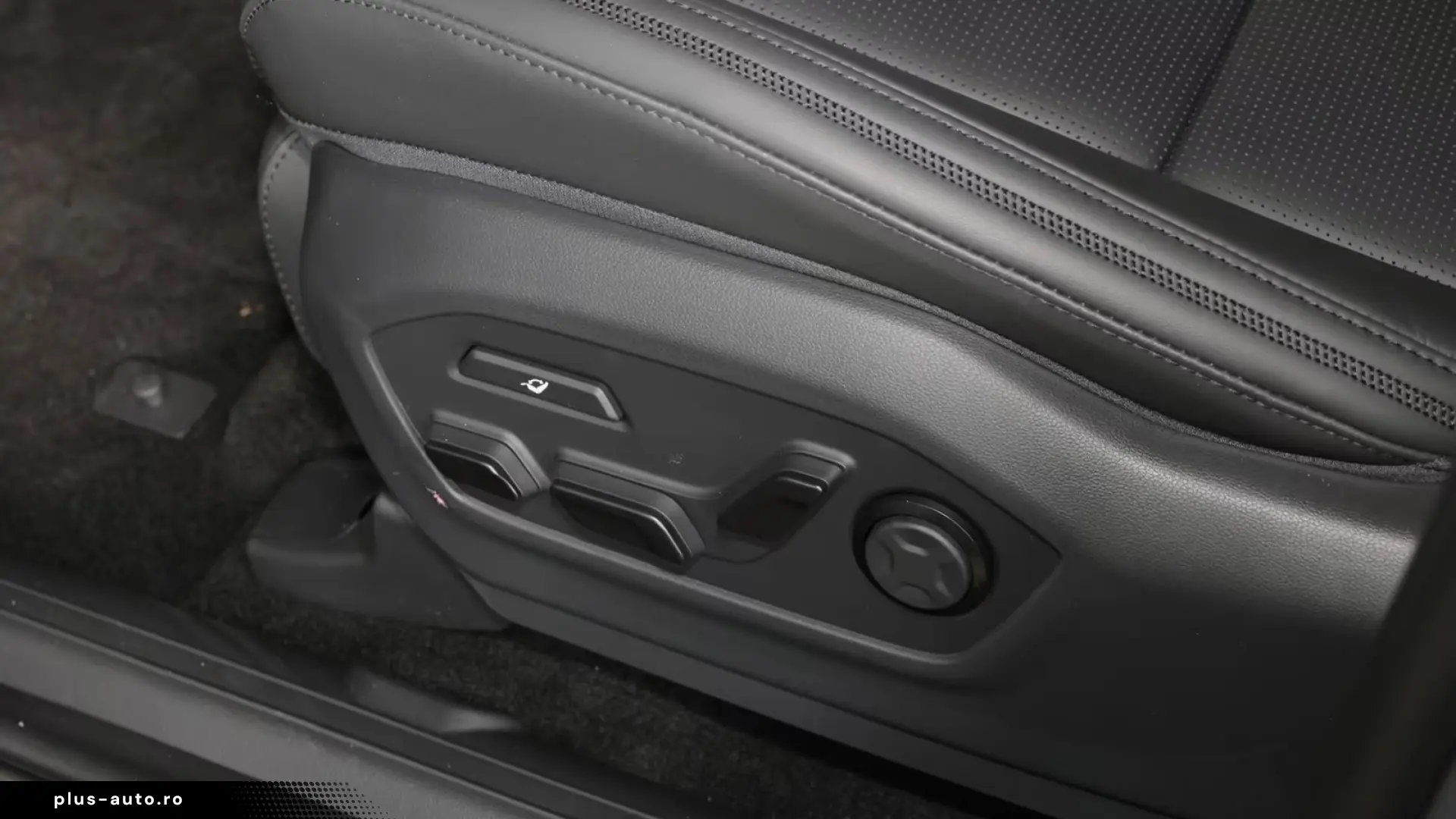 Hyundai Santa Fe Hybrid 4WD Blackline PANO