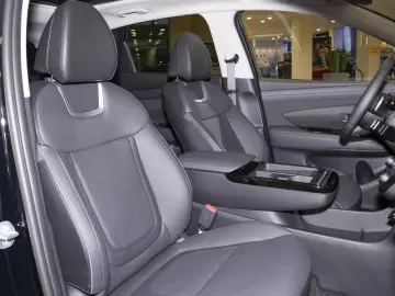 Hyundai Tucson Plug-In Hybrid 4WD Prime