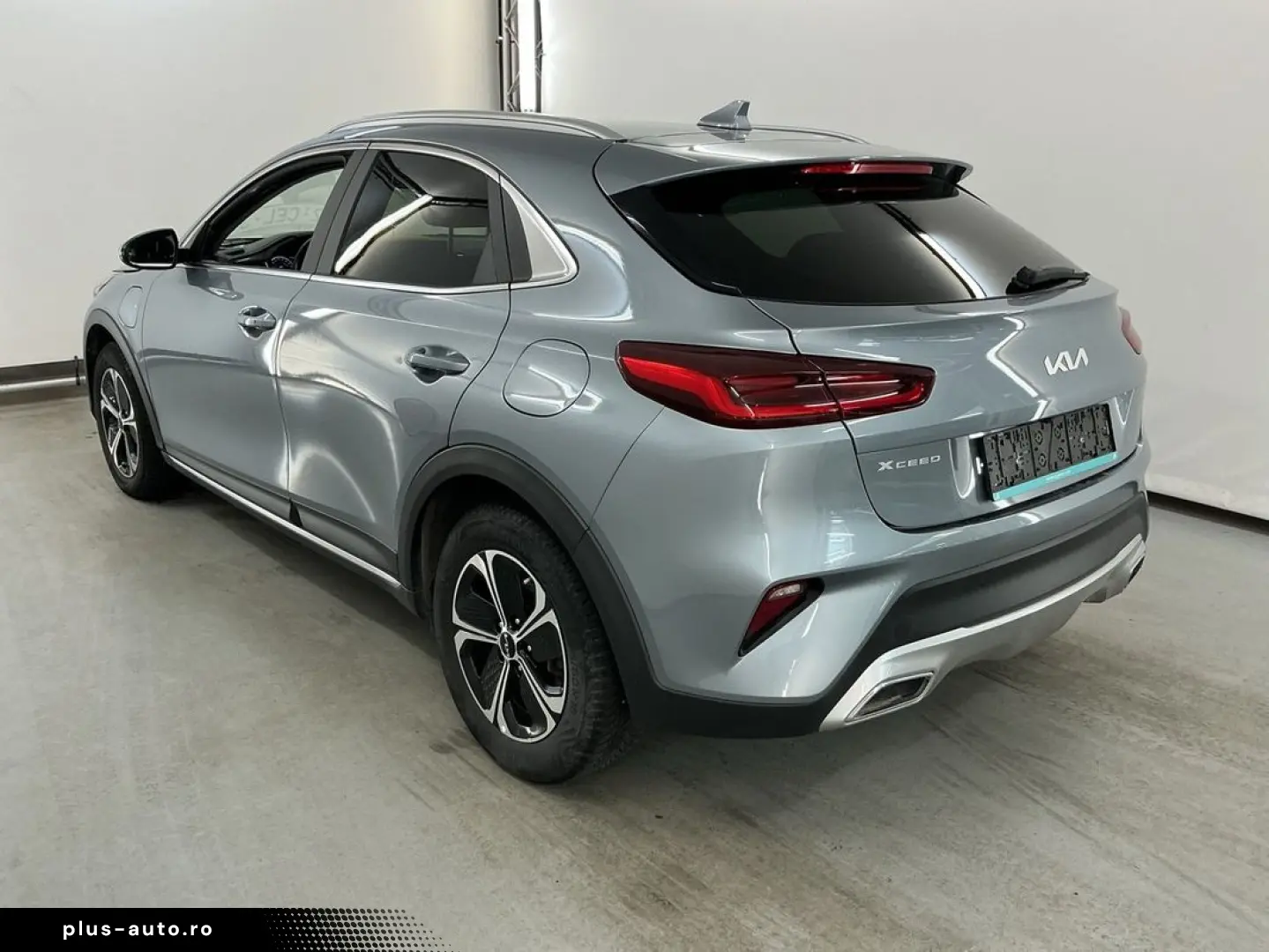 Kia XCeed 1.6 GDI Business - Hibrid - Automatic