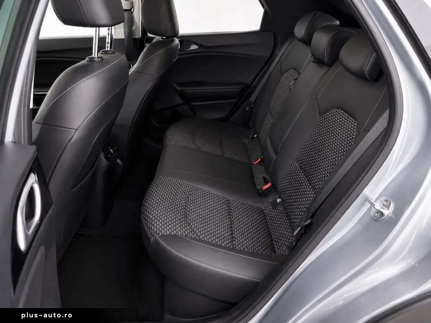 Kia XCeed 1.6 GDI Business - Hibrid - Automatic