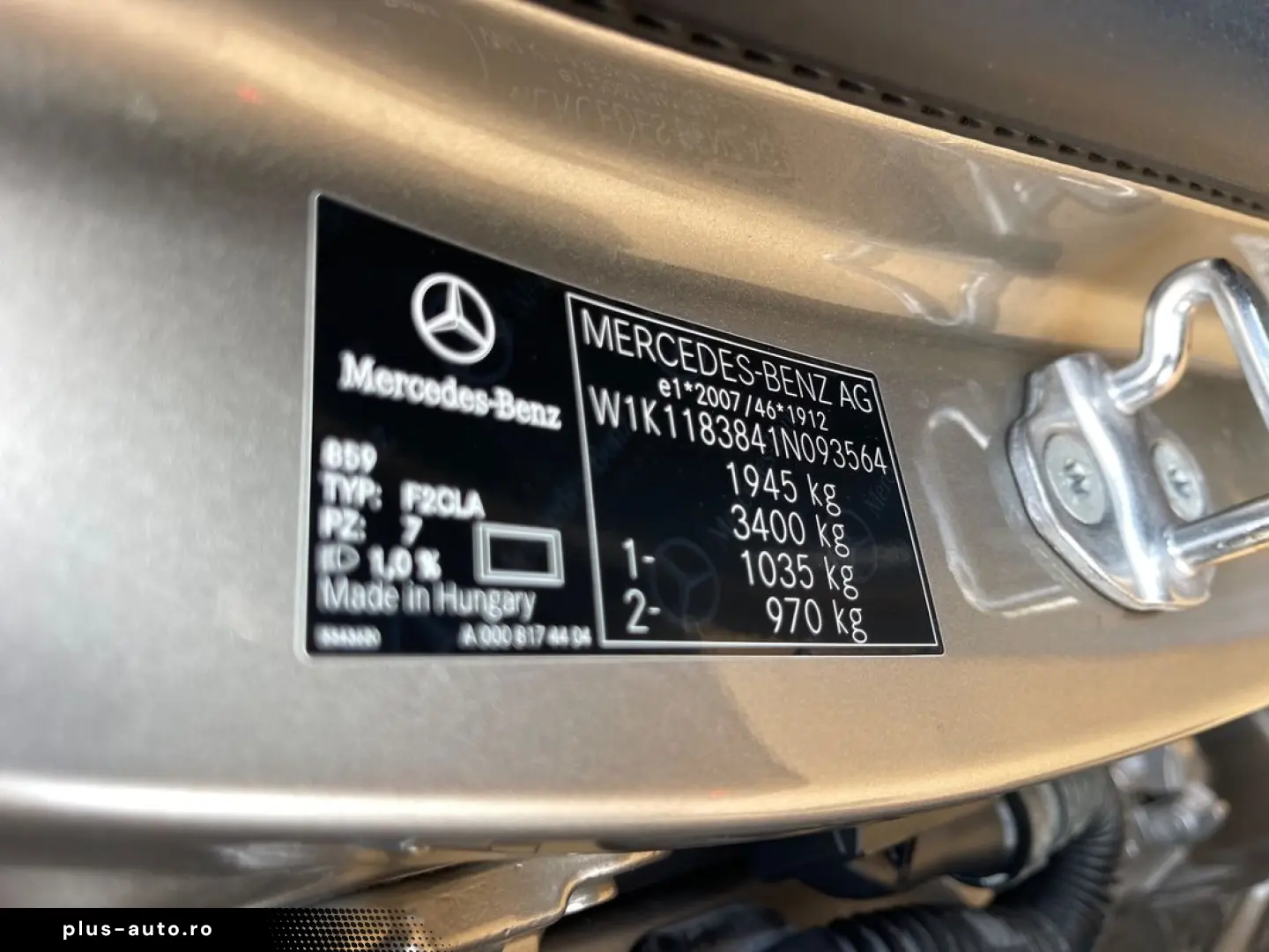 Mercedes-Benz Cla-180