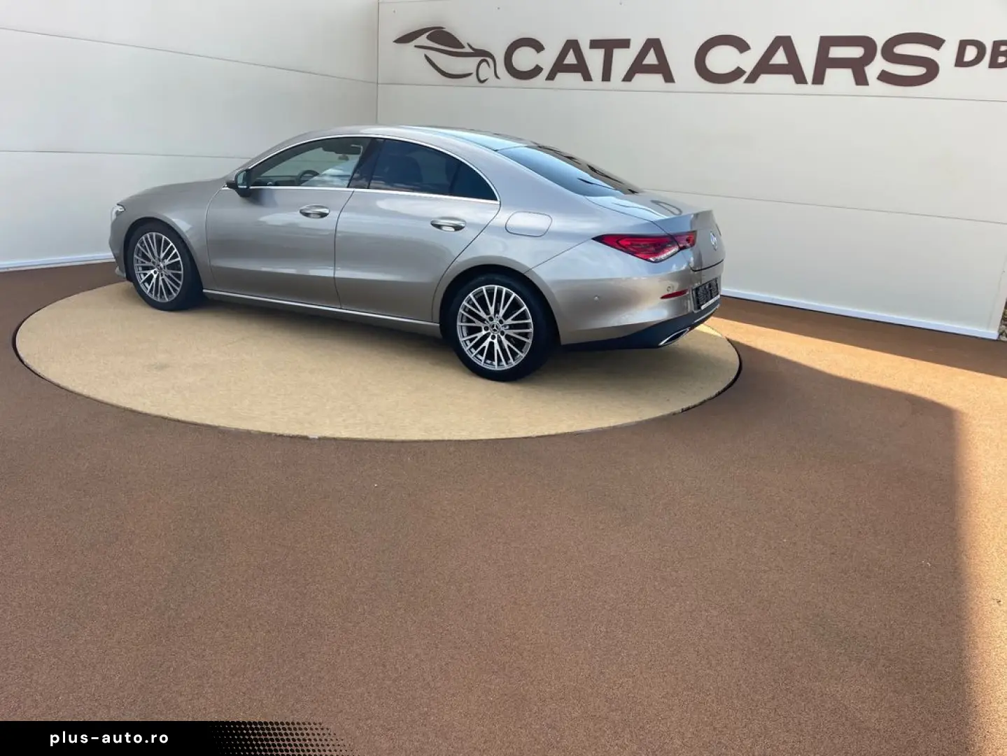Mercedes-Benz Cla-180