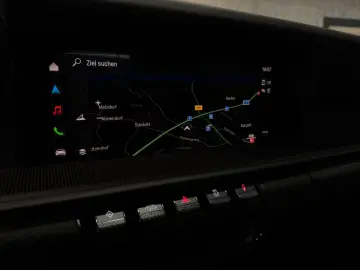 PORSCHE 911 Carrera 4 GTS PANO SHZ LED 360