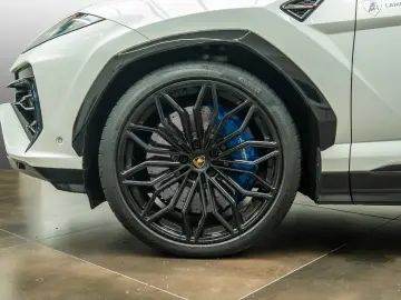 LAMBORGHINI Urus SE   MY25   Akrapovic   PPF   Pano