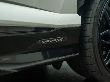LAMBORGHINI Urus SE   MY25   Akrapovic   PPF   Pano