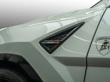 LAMBORGHINI Urus SE   MY25   Akrapovic   PPF   Pano